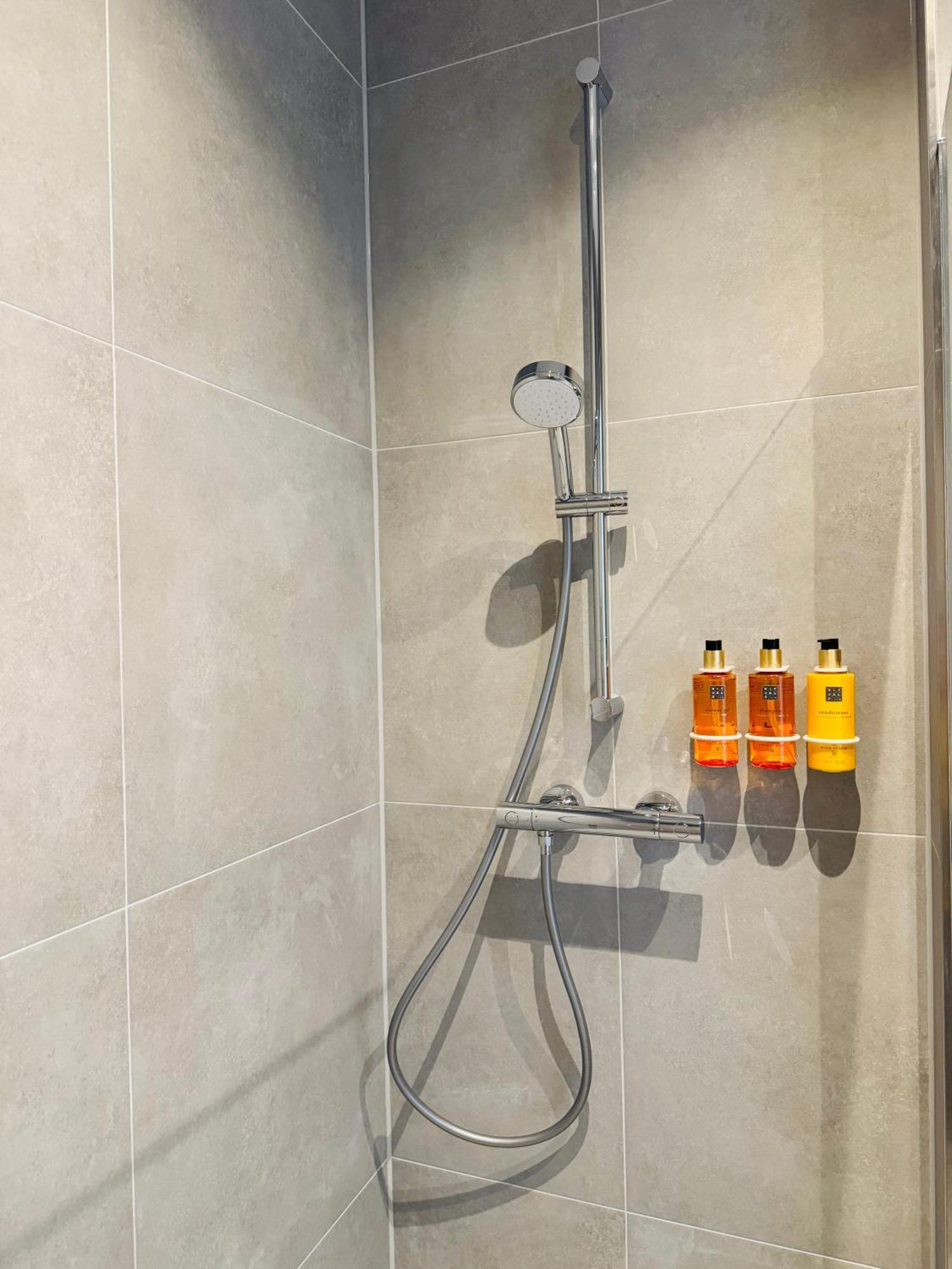 Sunshine Suites Утрехт Екстер'єр фото